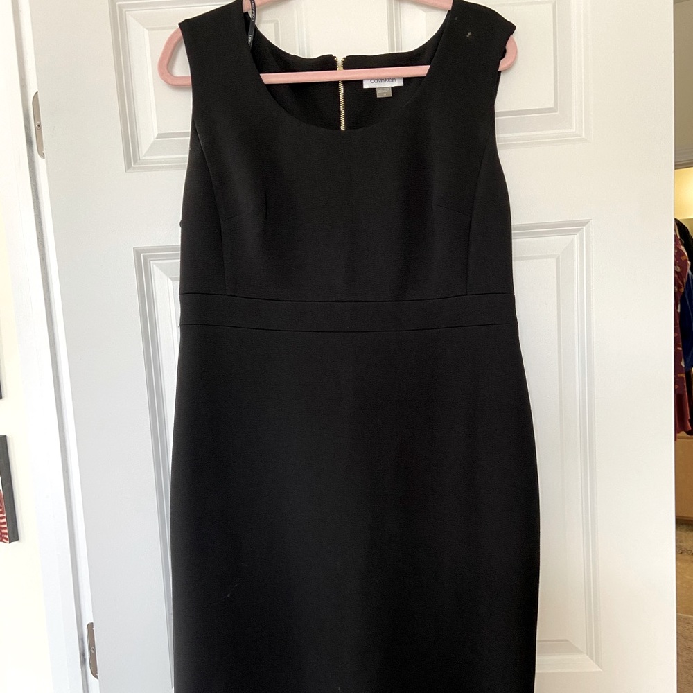 Calvin Klein sleeveless black dress, worn once, in great condition, size LG